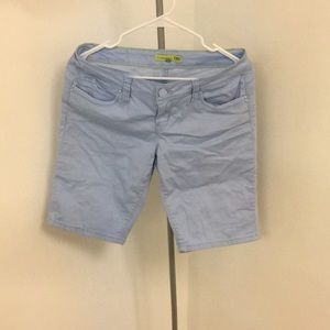 Light blue Bermuda shorts